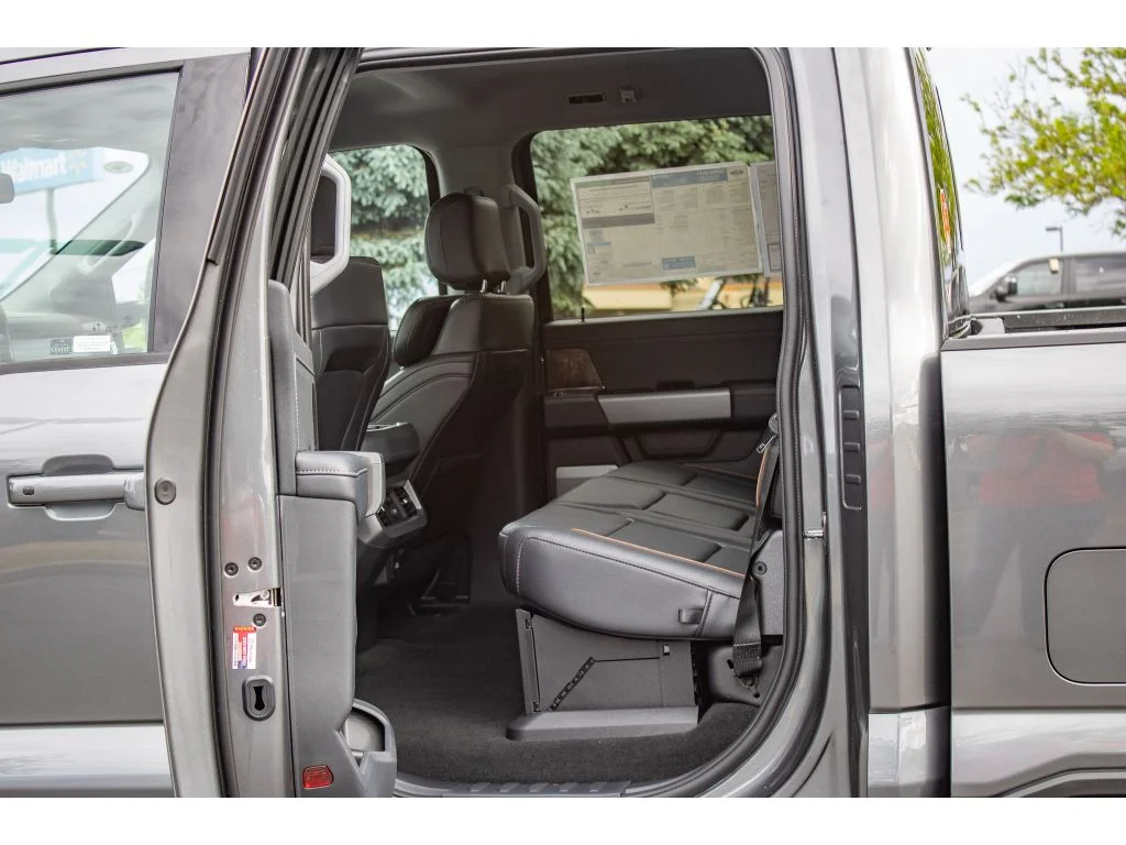 New 2026 Carbonized Gray Metallic Ford F-350® Lariat® image 19