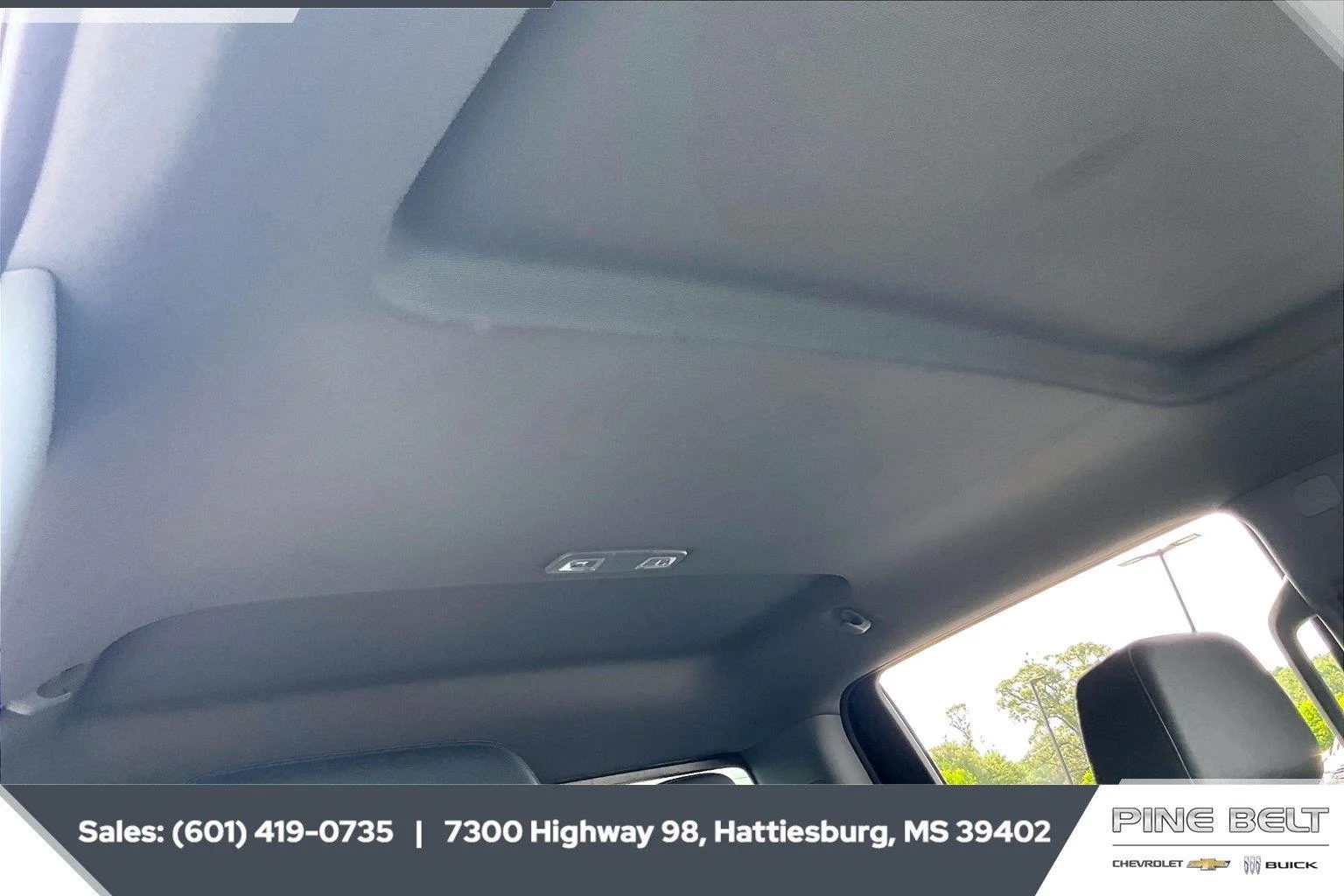 Used 2023 Sterling Metallic GMC Elevation image 17