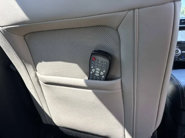 Used 2018 Silver Ford Platinum image 19