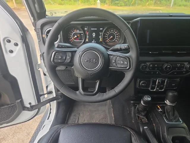 Used 2025 White Jeep High Tide image 16