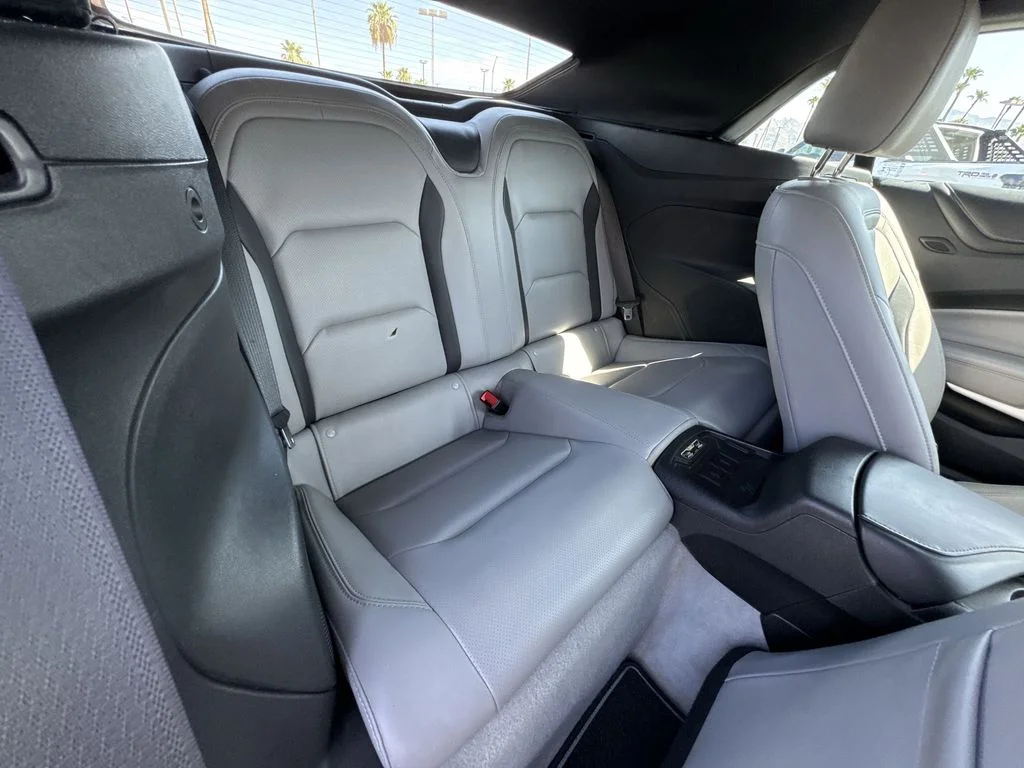 Used 2018 Gray Chevrolet 2LT image 28