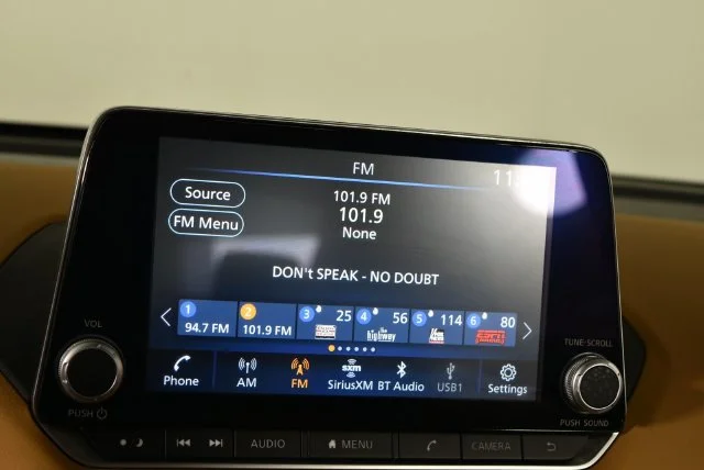 Used 2023 Blue Nissan SV image 21