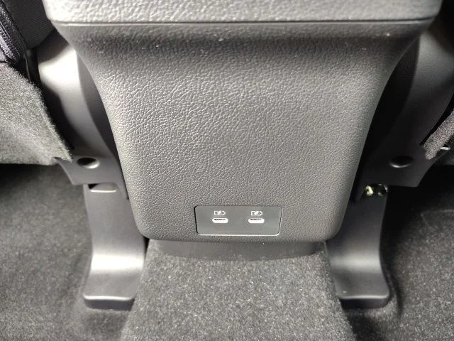 New 2026 Black Mitsubishi 2.0 LE image 24