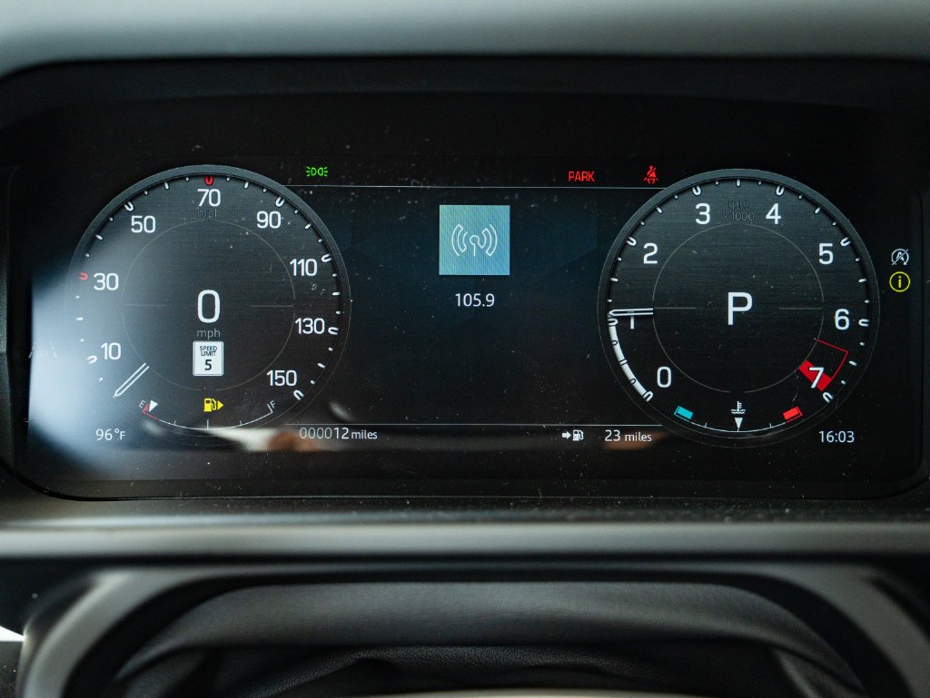 New 2026 Tasman Blue Land Rover X-Dynamic SE image 31