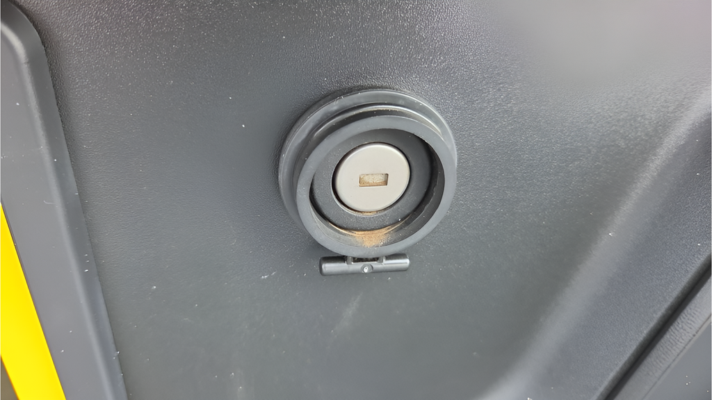 Used 2021 Gray Ford XLT image 77