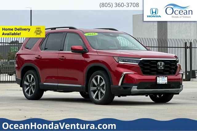 2025 Honda Pilot Touring 2WD's photo