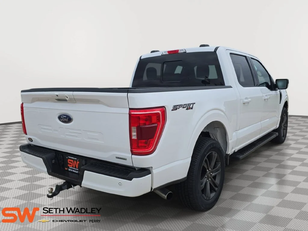 Used 2021 White Ford XLT image 7