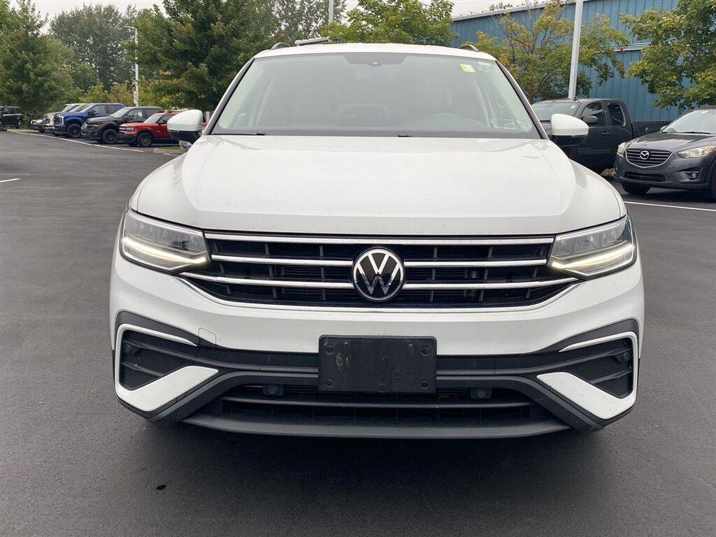 Used 2023 Pure White Volkswagen S image 5