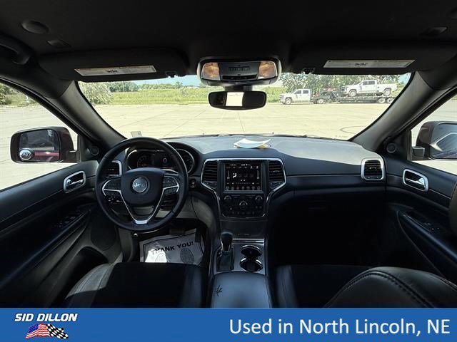 Used 2018 Velvet Red Pearlcoat Jeep Altitude image 18