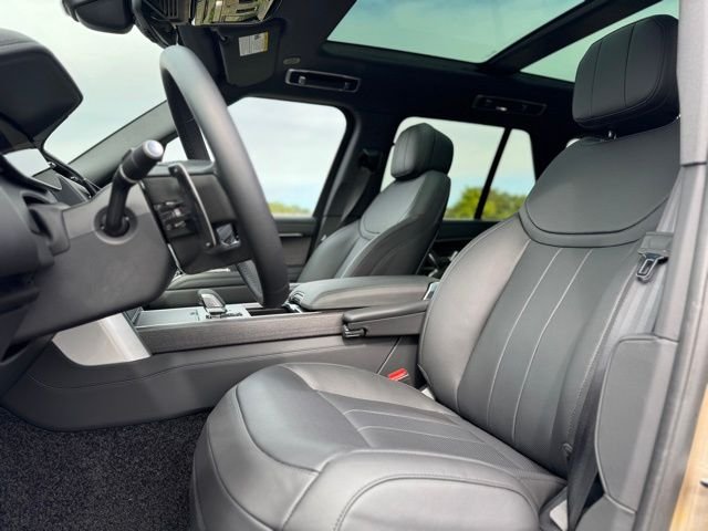 2025 Land Rover Range Rover SE - Photo 14