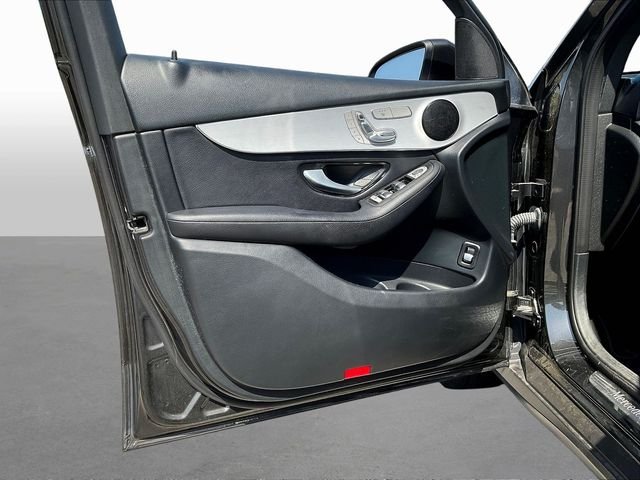 Used 2022 Gray Mercedes-Benz GLC 300 image 21