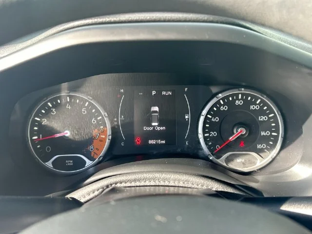 Used 2016 White Jeep Sport image 17