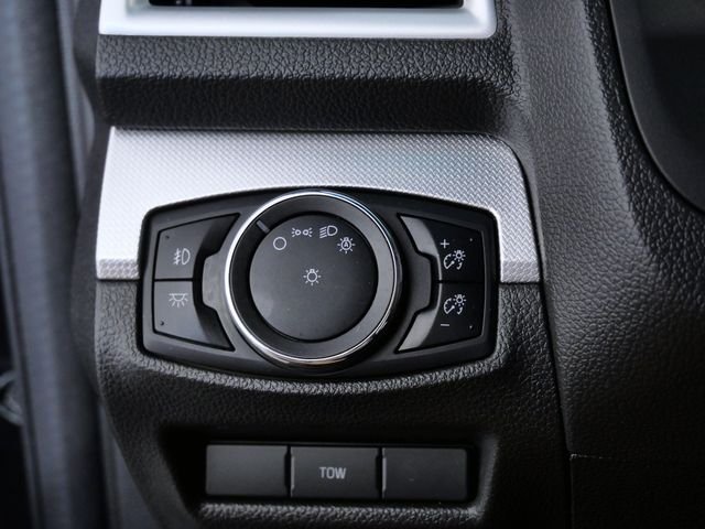 Used 2014 Black Ford XLT image 23