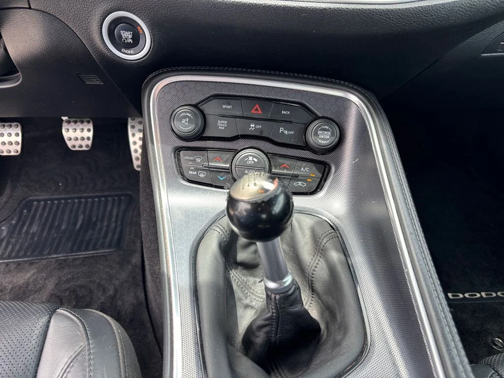 Used 2015 White Dodge R/T image 12