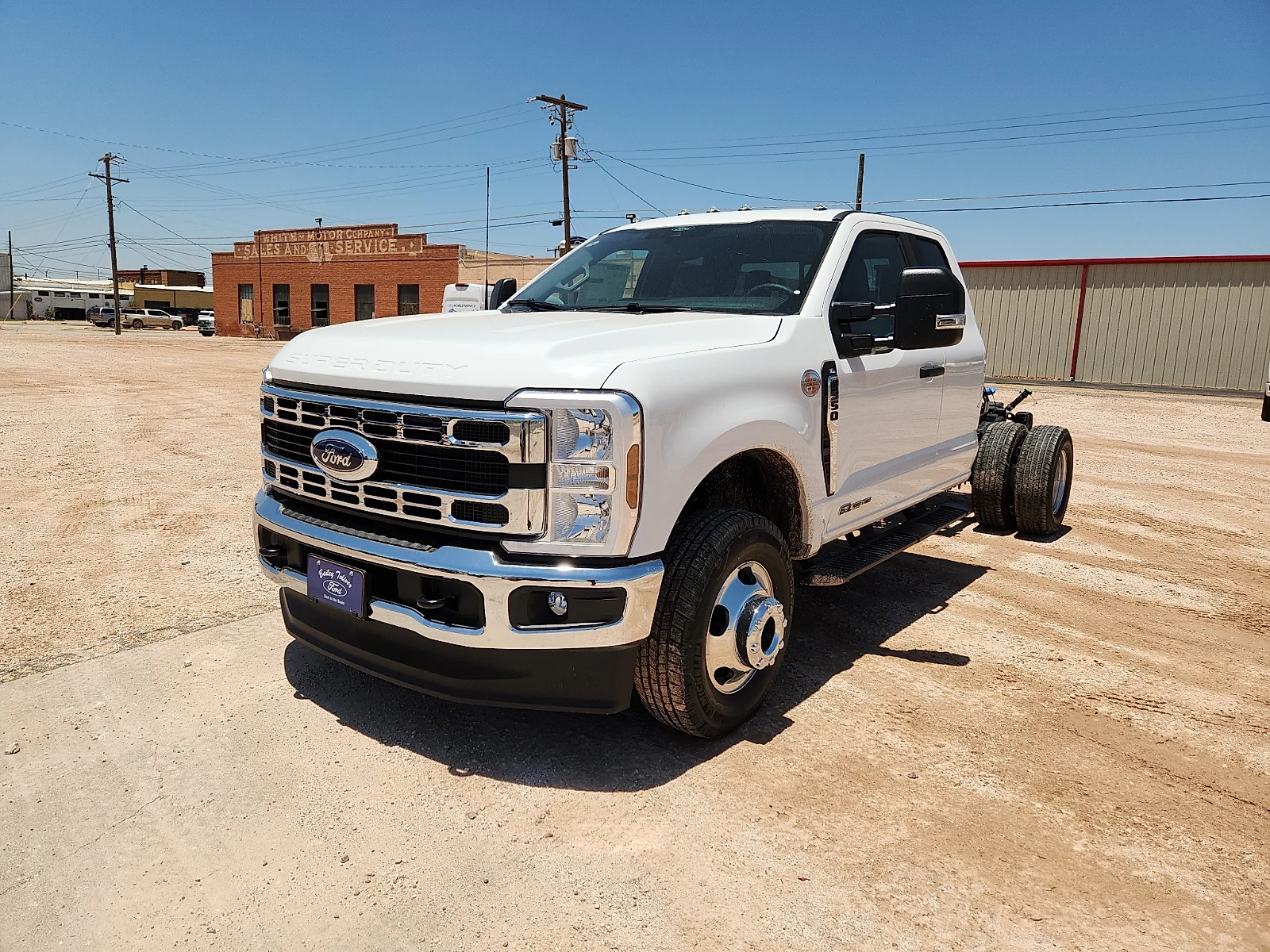 New 2026 Oxford White Ford F-350® XL image 3