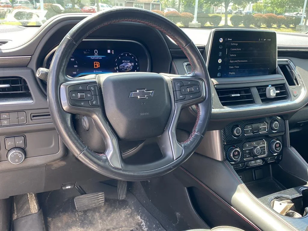 Used 2022 Iridescent Pearl Tricoat Chevrolet RST image 5