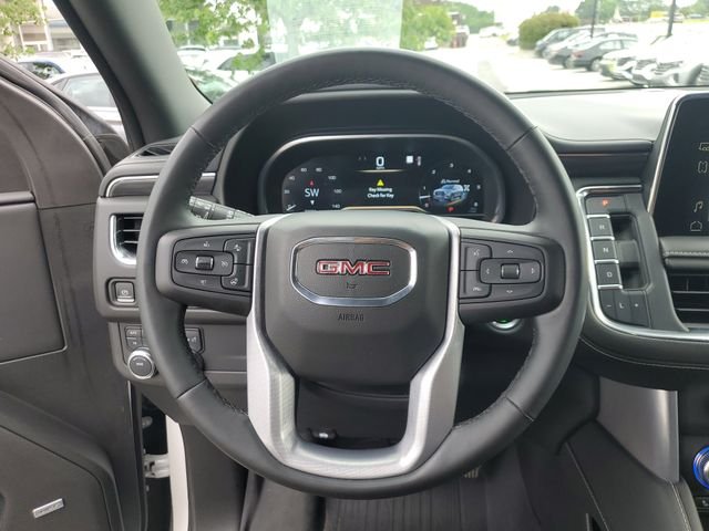 Used 2023 White GMC SLT image 25