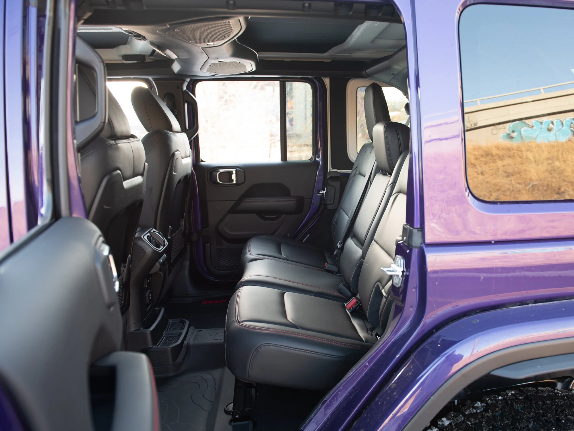 New 2026 reign Jeep Rubicon X* 4 Door 4x4, 35 Inch Tires, Steel Bumpers, Nappa Leather image 21