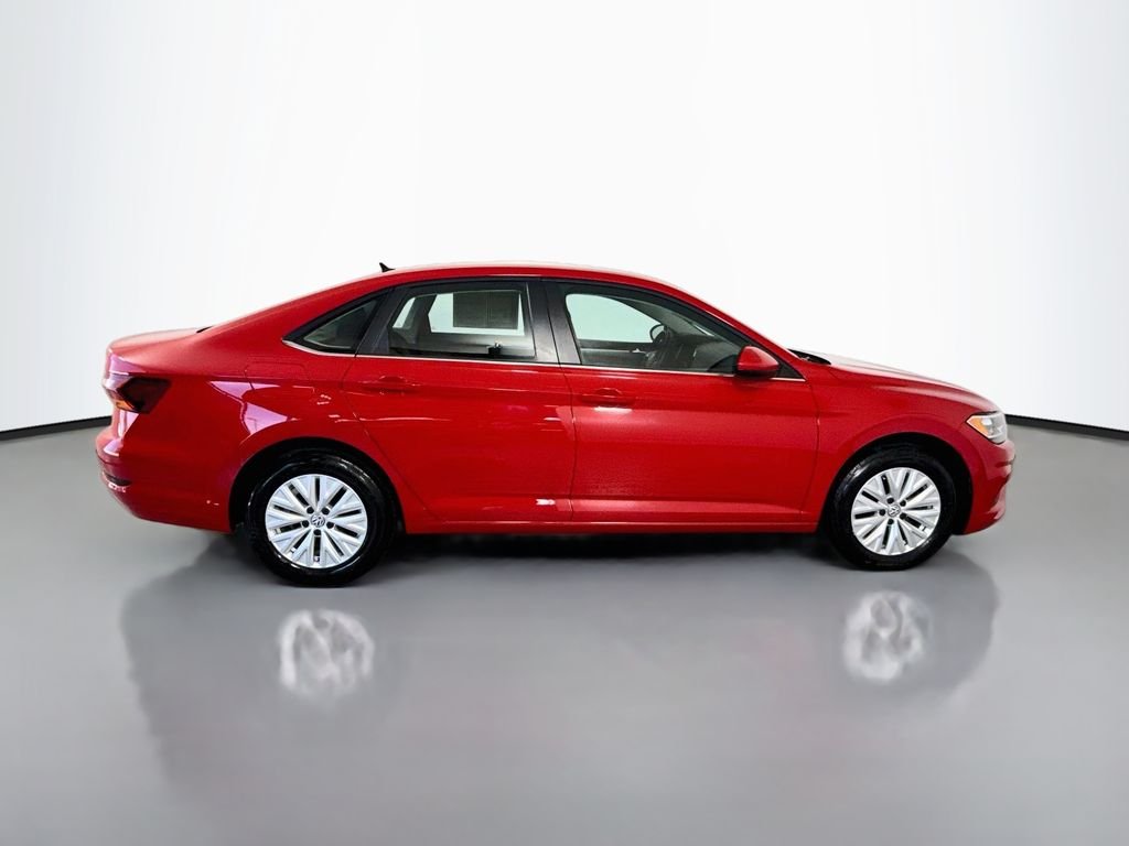 Used 2019 Tornado Red Volkswagen S image 14
