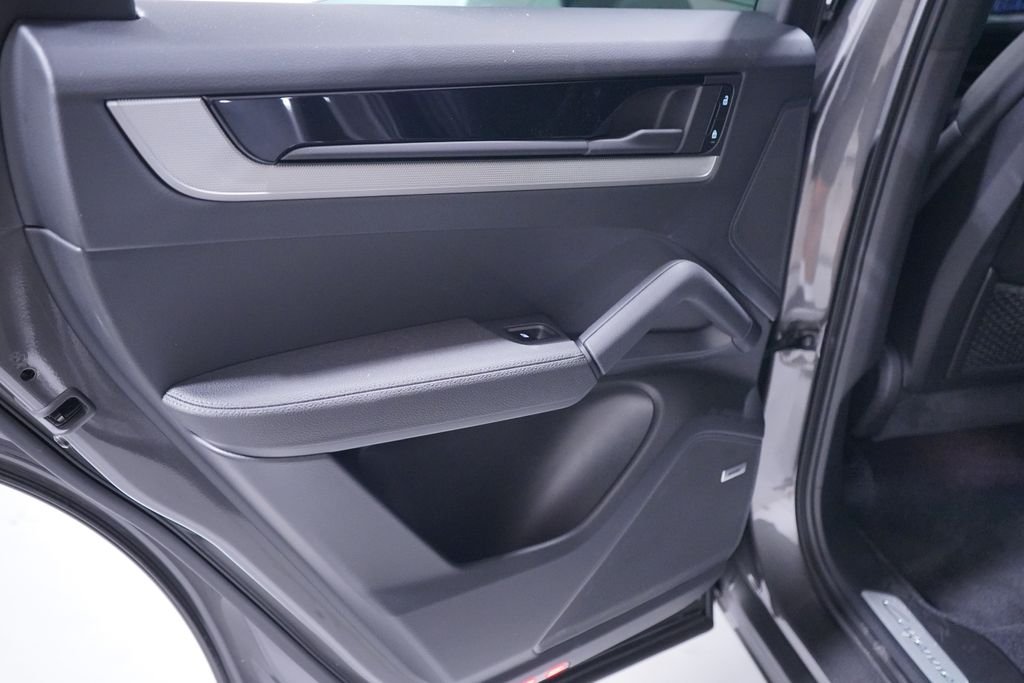 Used 2024 Quartzite Grey Metallic Porsche Base image 15