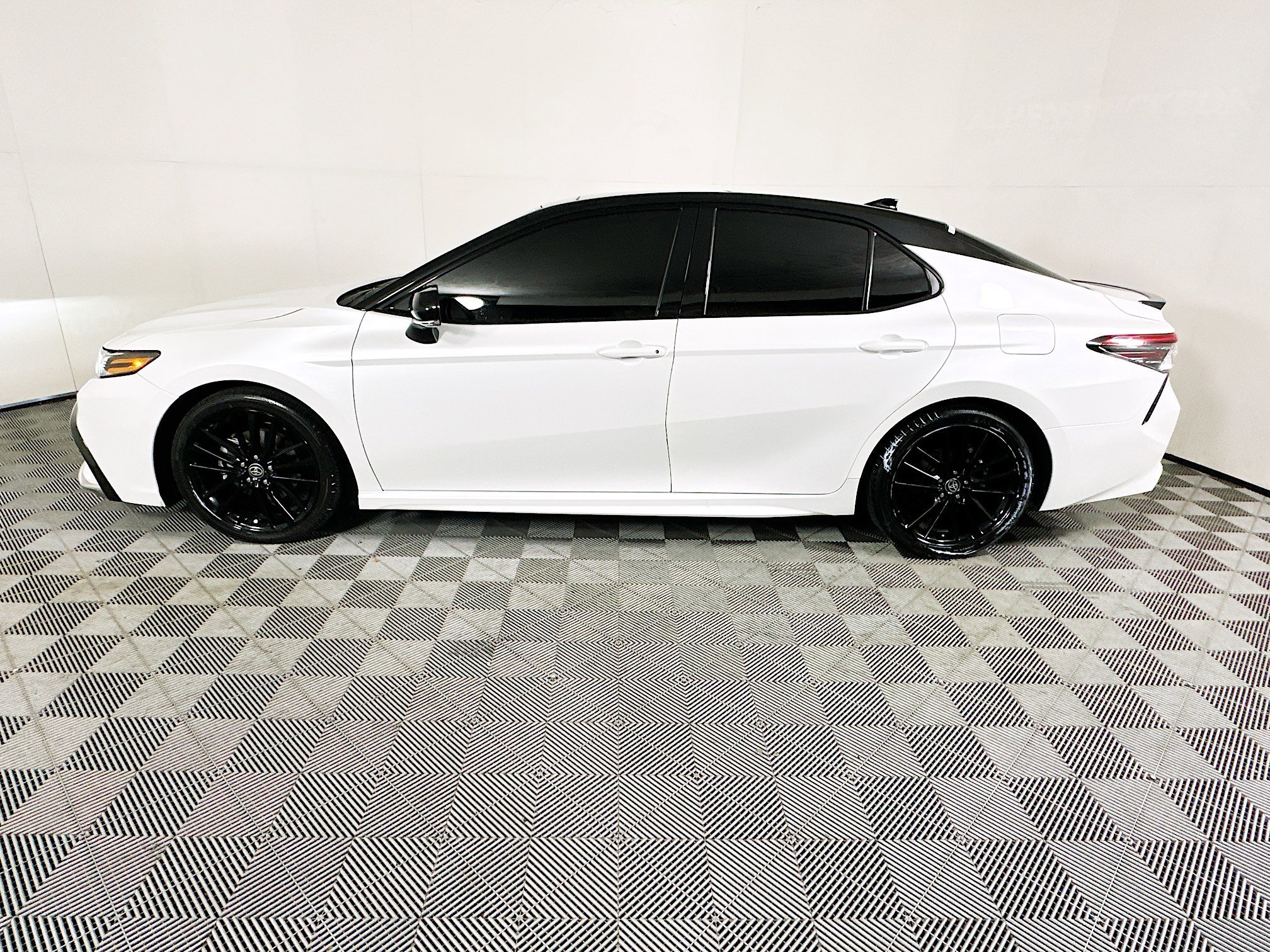 2024 Toyota Camry thumbnail 8