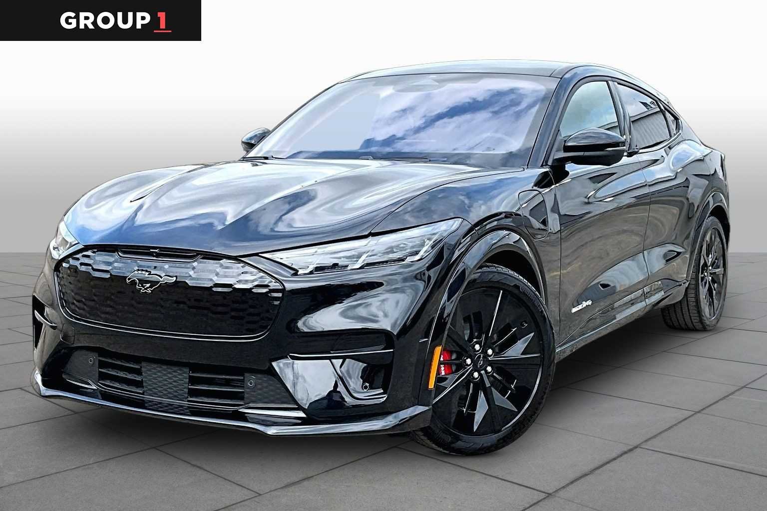 2025 Ford Mustang-Mach-e GT's photo