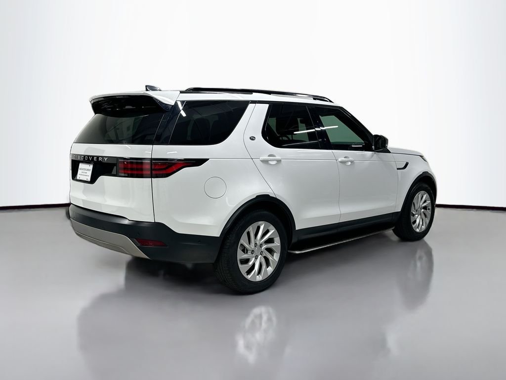 Used 2025 White Land Rover S image 9