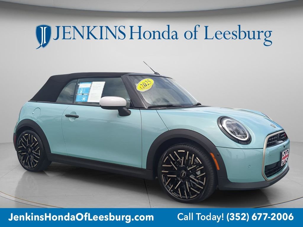 2025 MINI Convertible Cooper S's photo