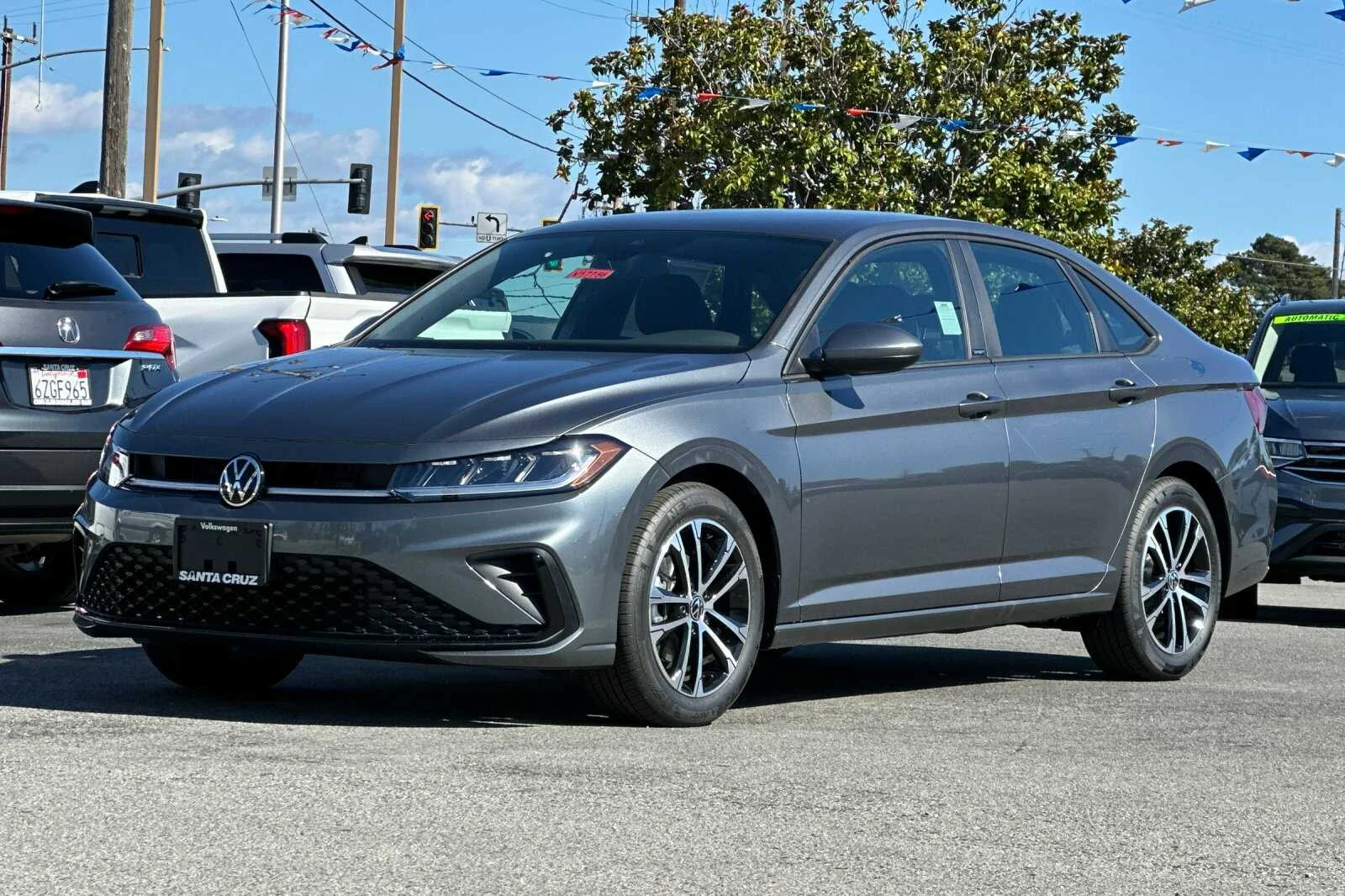 2026 Volkswagen Jetta Sport - Photo 8