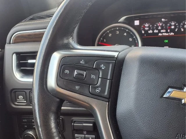 Used 2021 IRIDESCENT PEARL TRICOAT Chevrolet Premier image 14