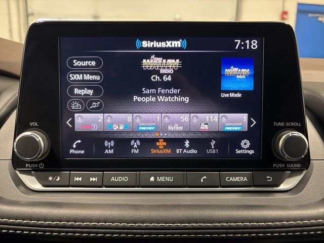 Used 2023 Glacier White Nissan S image 30