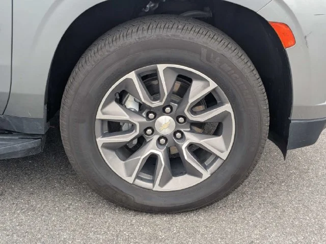 Used 2023 Gray Chevrolet LS image 10