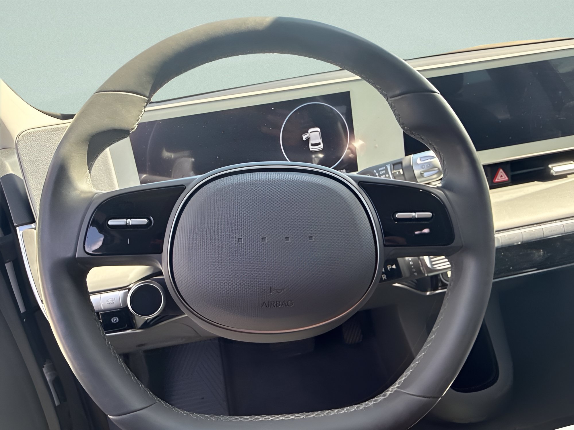 Used 2024 Cyber Gray Hyundai SEL image 28