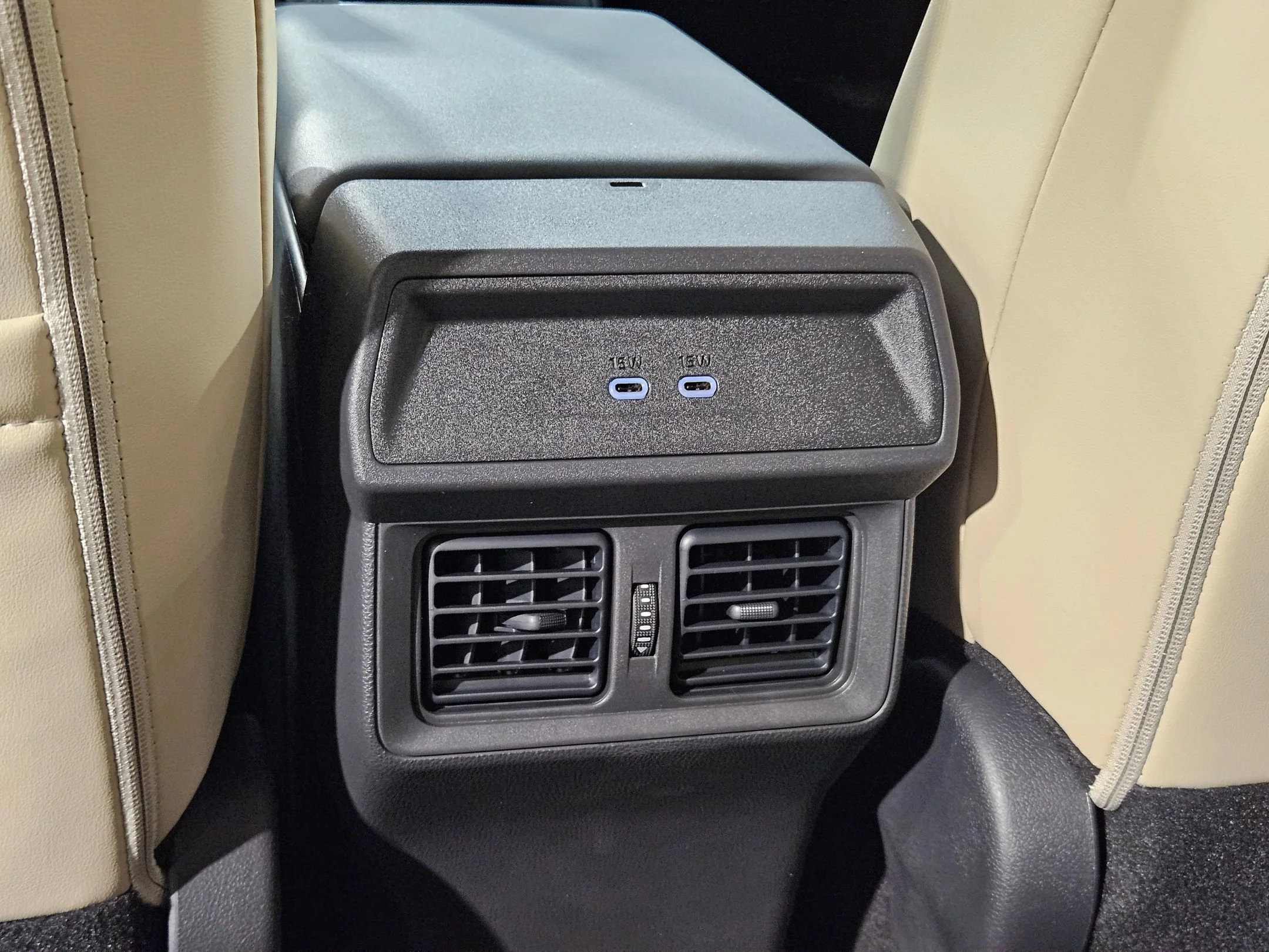 New 2026 Cloud Toyota XLE Premium image 20
