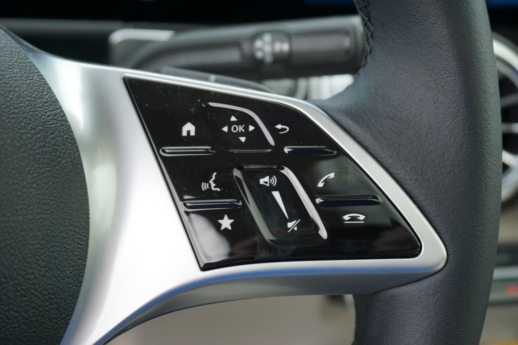 2025 Mercedes-Benz GLB Base - Photo 23