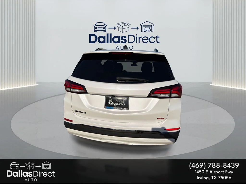 Used 2022 Iridescent Pearl Tricoat Chevrolet RS image 7
