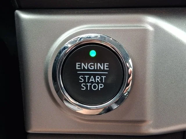 Used 2022 Silver Metallic Ford XLT image 21