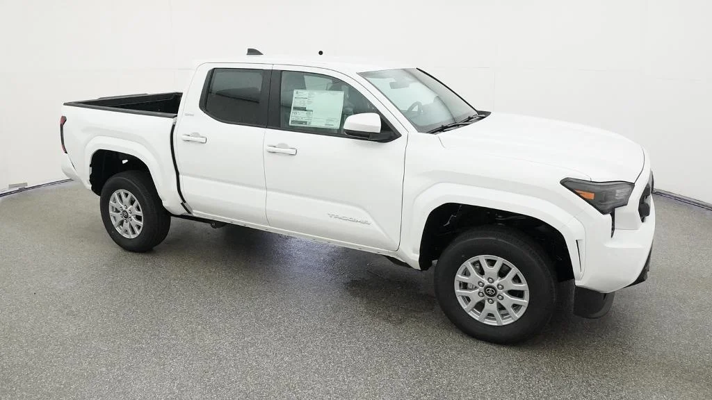 New 2026 Ice Cap Toyota SR5 image 12
