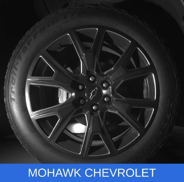 Certified Used 2023 BLACK Chevrolet High Country image 28