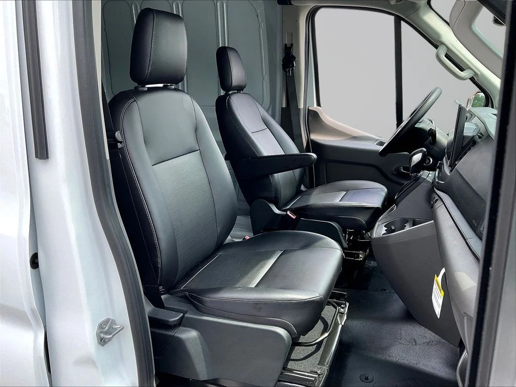 New 2026 Oxford White Ford Cargo Van image 11
