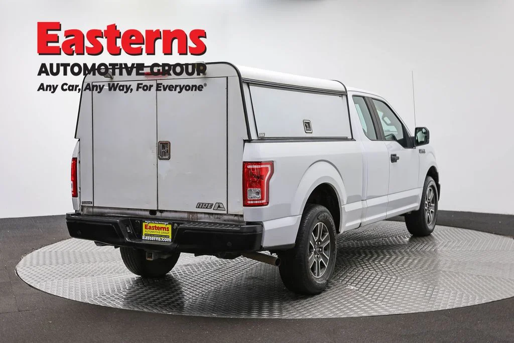 Used 2016 White Ford XL image 5