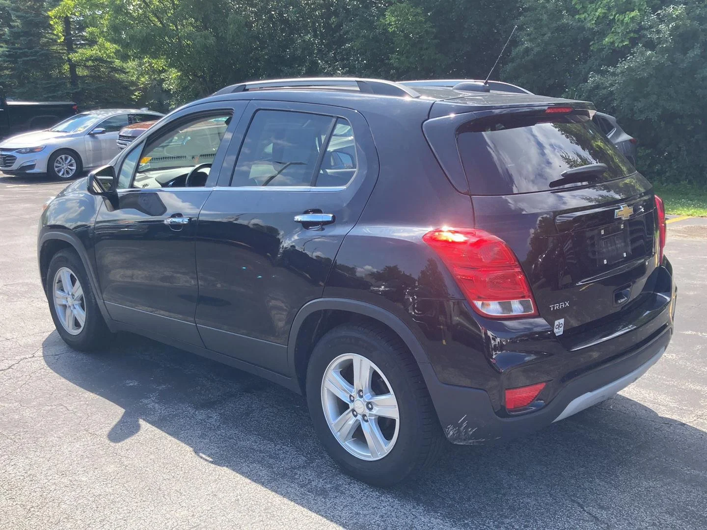Used 2019 MOSAIC BLACK METALLIC Chevrolet LT image 5