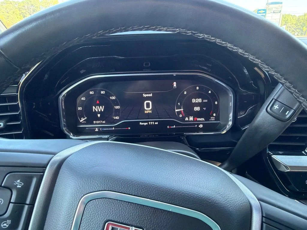 Used 2025 Summit White GMC SLT image 21