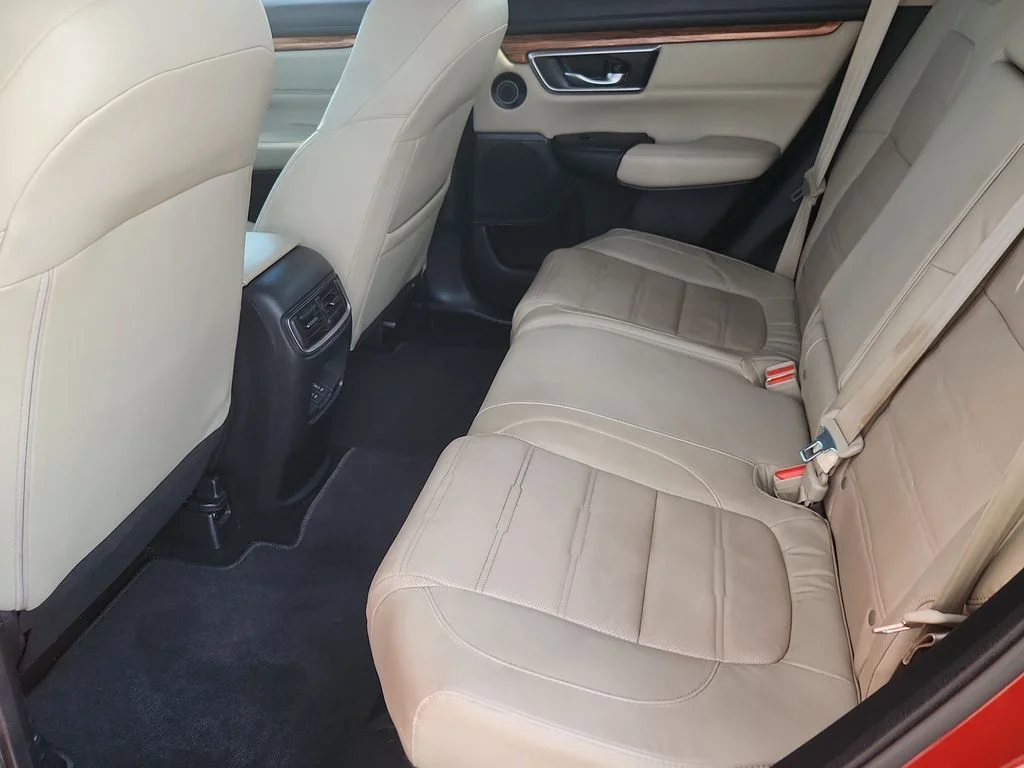 Used 2019 Red Honda Touring image 11