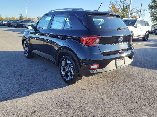 New 2026 Onyx Black Hyundai SEL image 8