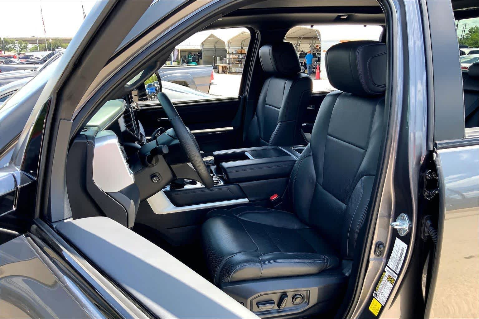 Used 2025 Magnetic Gray Metallic Toyota Platinum image 8