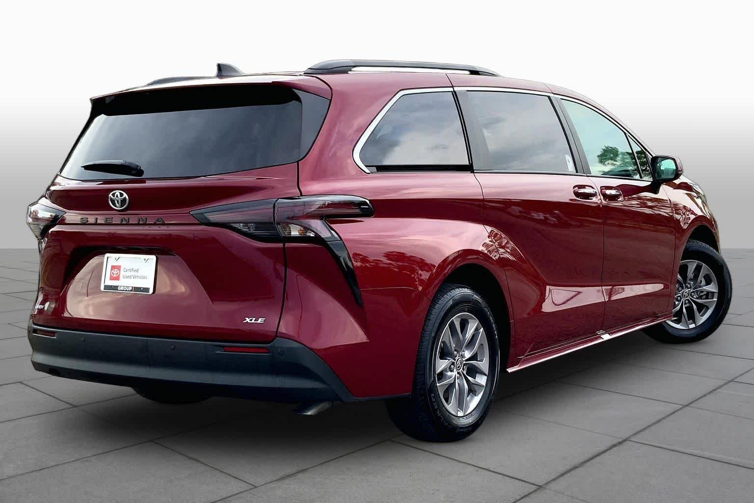 Used 2026 Ruby Flare Pearl Toyota XLE image 13
