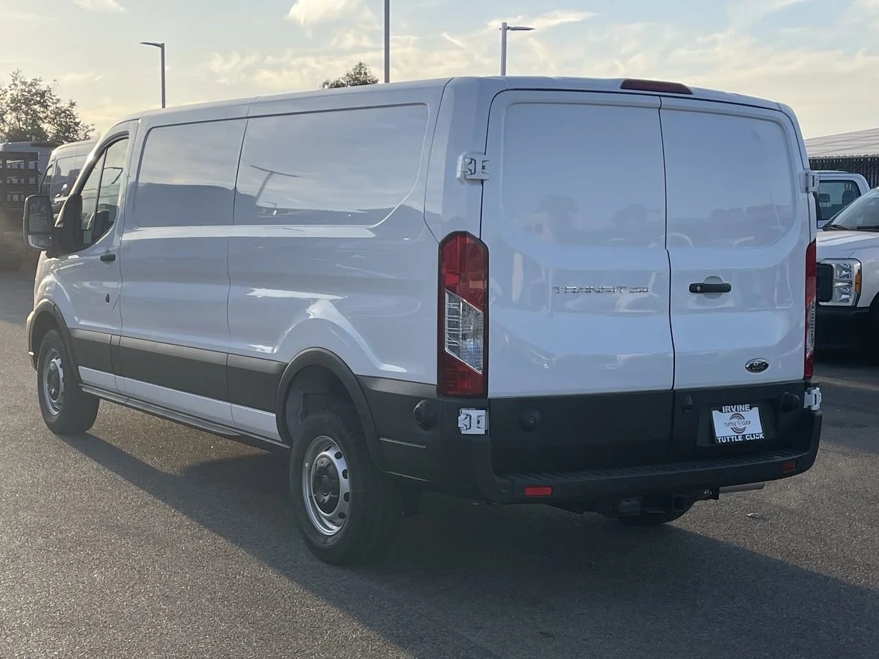New 2024 Oxford White Ford  image 4