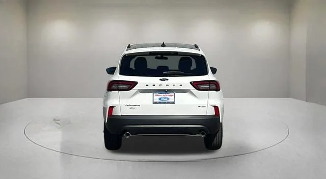 2025 Ford Escape ST-Line Select - Photo 30