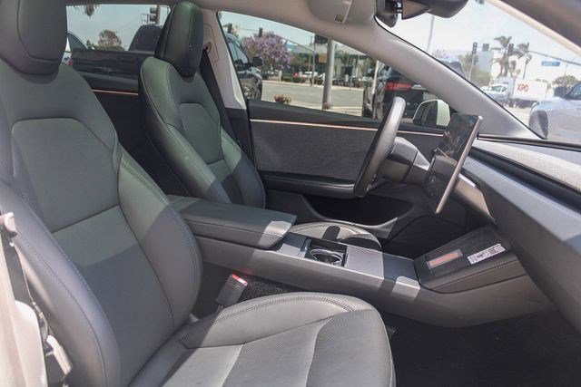 Used 2025 Pearl White Multi-Coat Tesla Long Range image 22